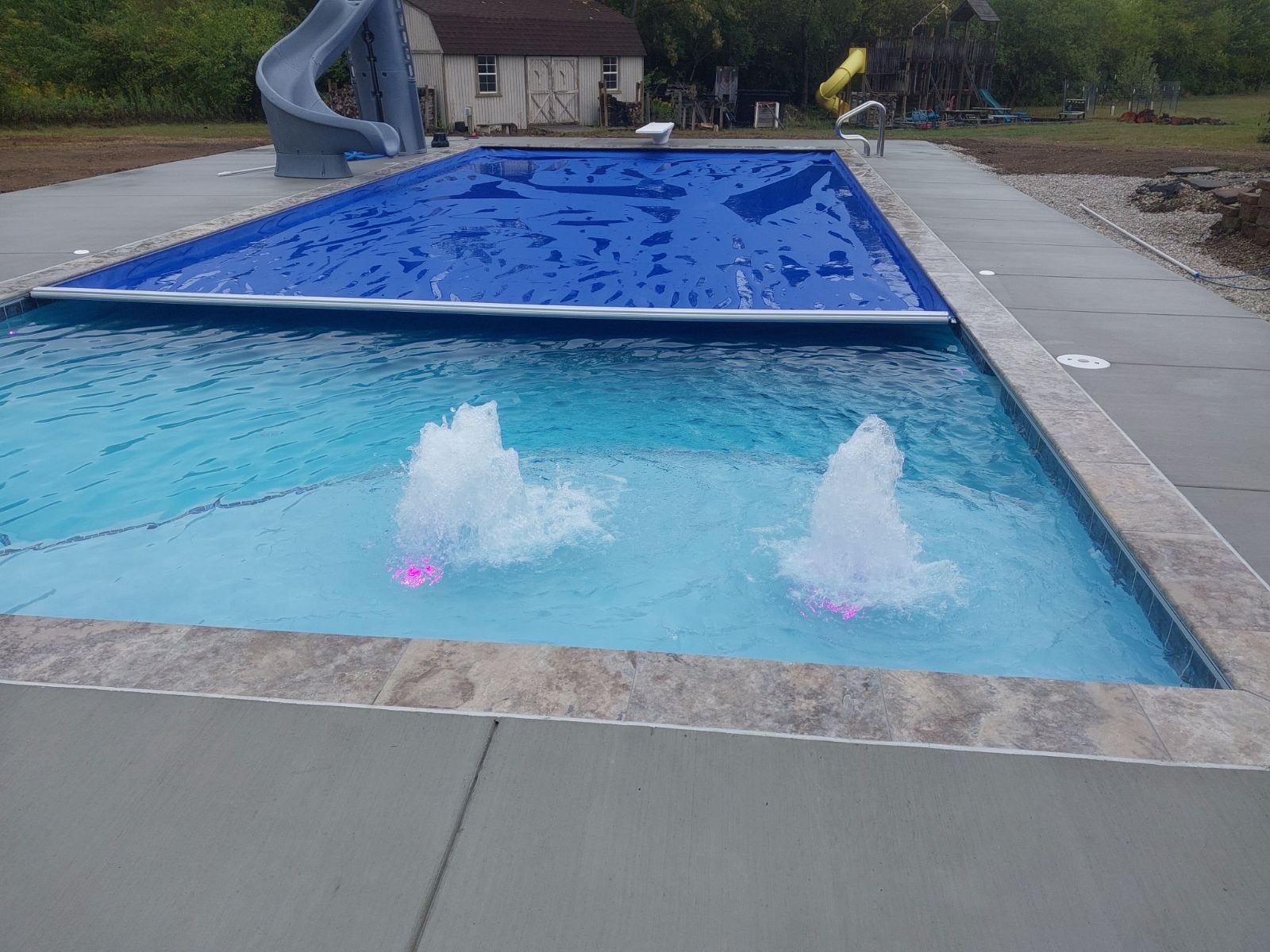 Bubblers on tanning ledge